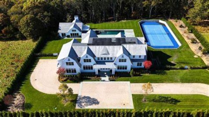 Architectural Marvel And Lavish Living