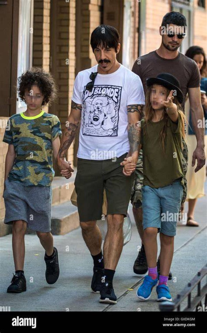 Does Anthony Kiedis Have Children? Here's The Answer