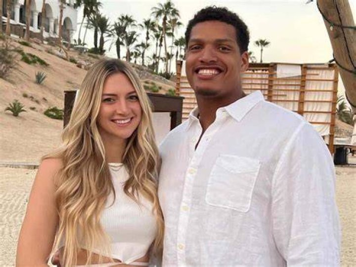 Isaac Rochell's Practice Squad Salary And Career Path