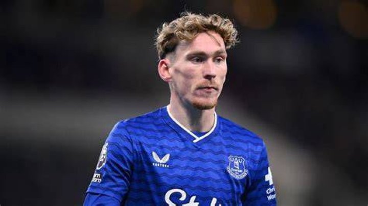 James Garner to Join Everton With Crucial Clause for Manchester United
