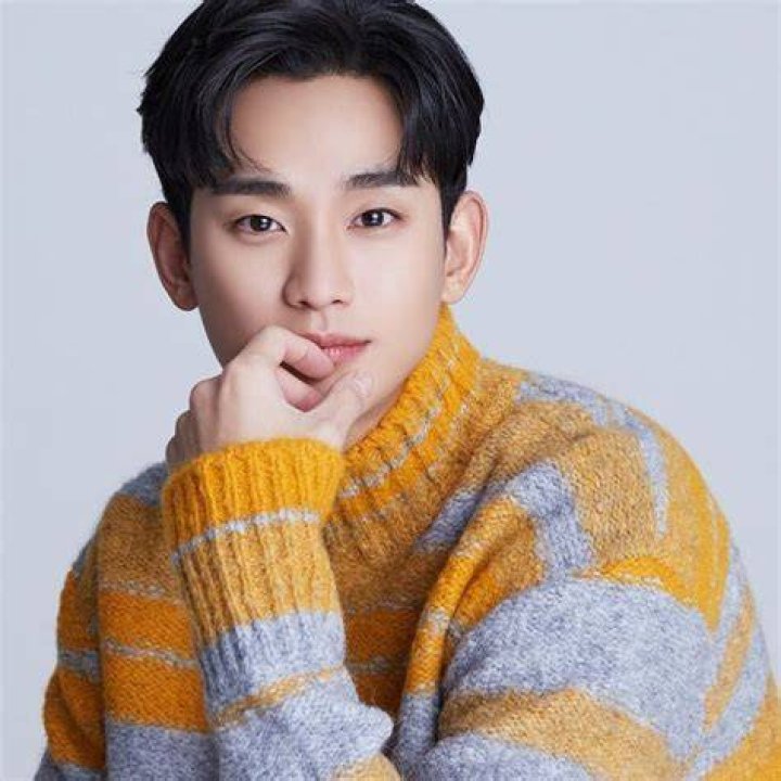Kim Soo Hyun's Net Worth: A Fortune Unraveled