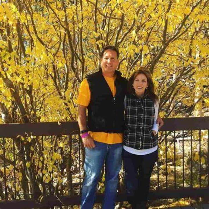 Learn About The Weiss Family: Dr. Doug Weiss And Lisa Weiss