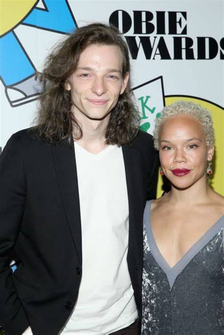Mike Faist's Girlfriend: Who Is He Dating?