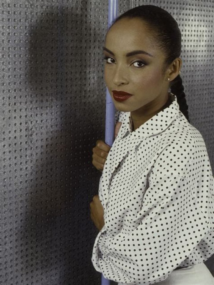 Sade photo gallery high quality pics of Sade ThePlace