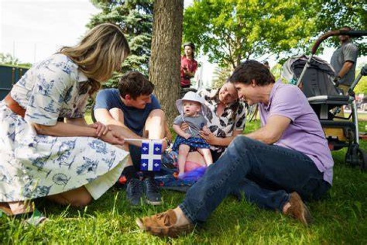 Tag Melanie Joly children &mdash; Thedistin