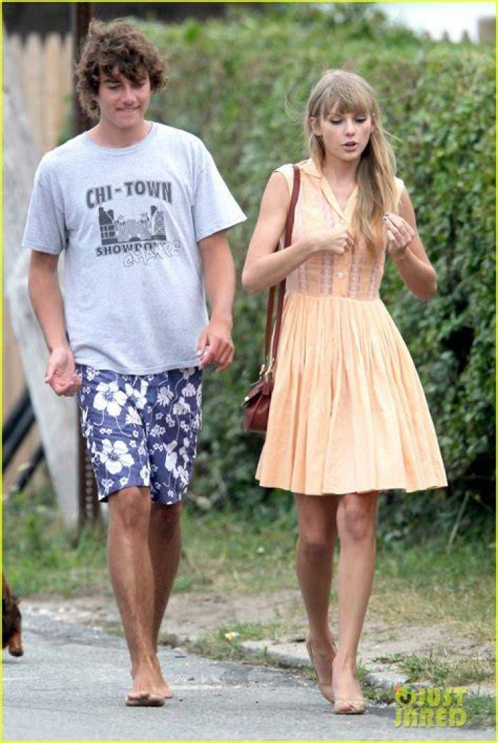 The Ultimate Guide To Conor Kennedy And Taylor Swift's Relationship