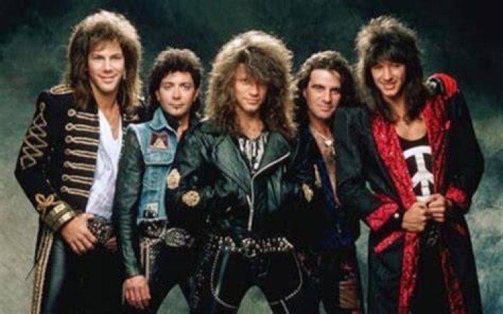 Unforgettable British Rock Bands In The 80s With Five Members