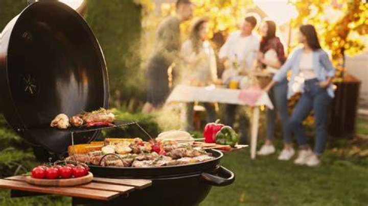 Your Guide To Working At Cookout